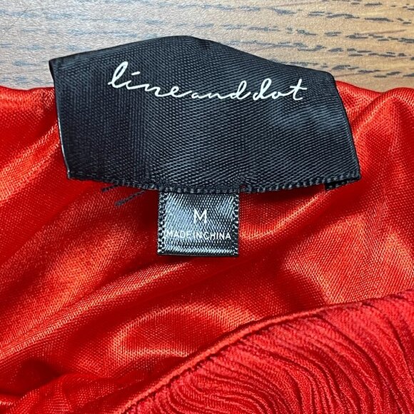 Line & Dot Audrey Off The Shoulder Blouse in Red, Size Medium - NWOT - Picture 5 of 7